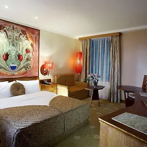 4* Hotel Lindner Castle